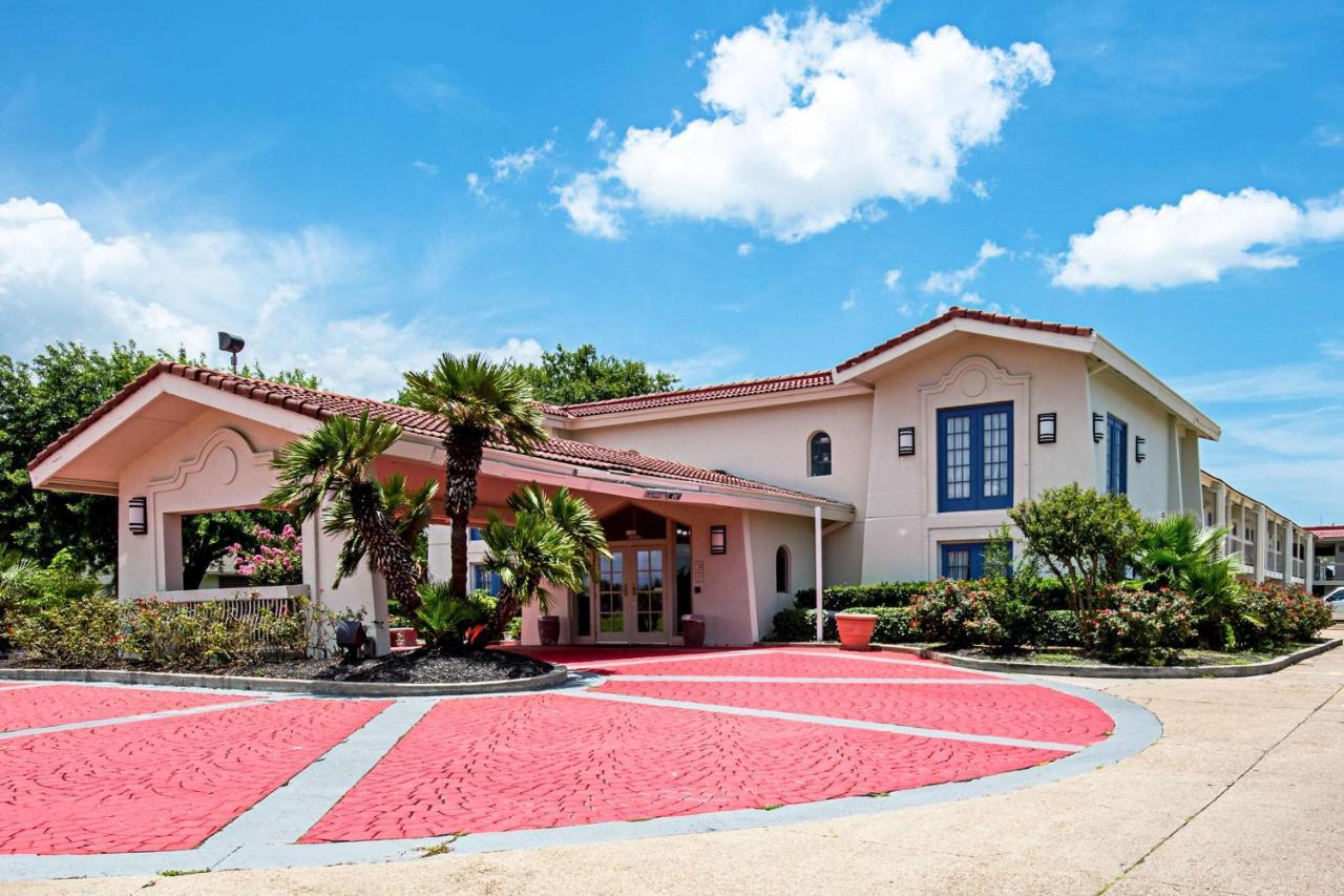 Motel 6 Texas City Exterior photo